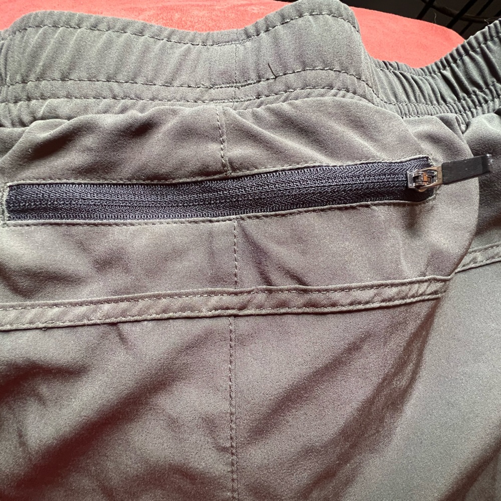 Gesean Womens athletic running shorts sage with black undershorts medium - Picture 5 of 6